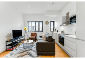Stylish Flat in Centre Hassle Free Peaceful